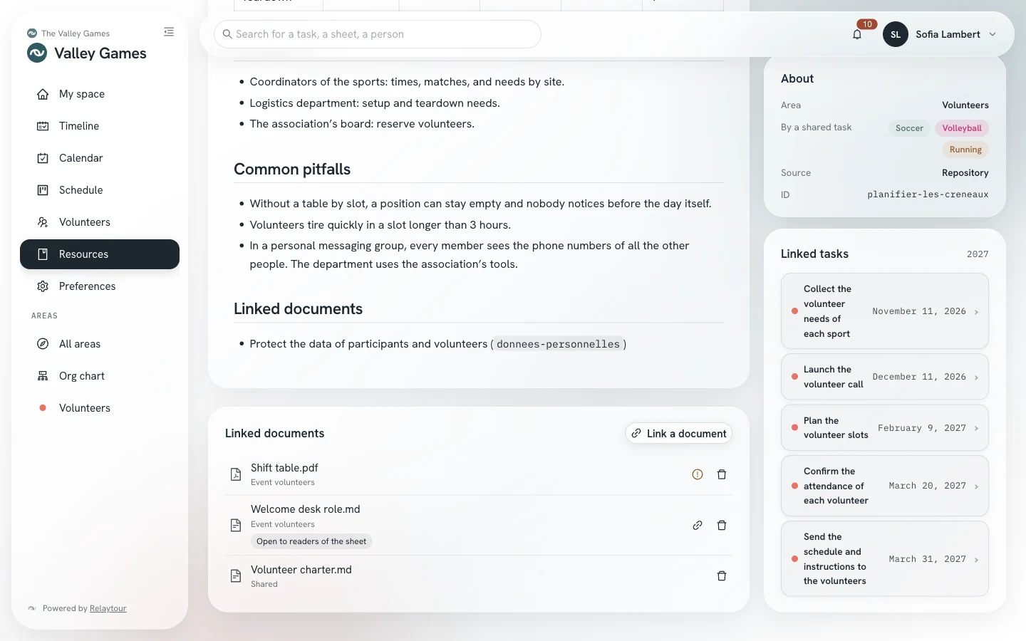 Bottom of a how-to sheet: the Linked documents panel with two documents from the Event volunteers folder and one document from the Shared folder. The first has an alert button, the second the label Open to readers of the sheet.